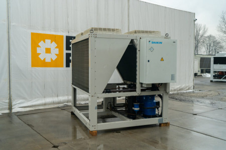 Used air-cooled chiller / heat pump Daikin EWYQ080 DAYN, 77 kW