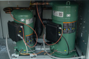 Outlet water-cooled chiller / heat pump Climaveneta NX WN 0402, 123 kW