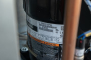 Outlet luftgekühlter Kaltwassersatz / Wärmepumpe Emicon PAE 361 KA, 22 kW