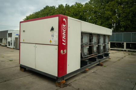 Used air-cooled chiller Lennox NAC 420D NM1M, 420.1 kW