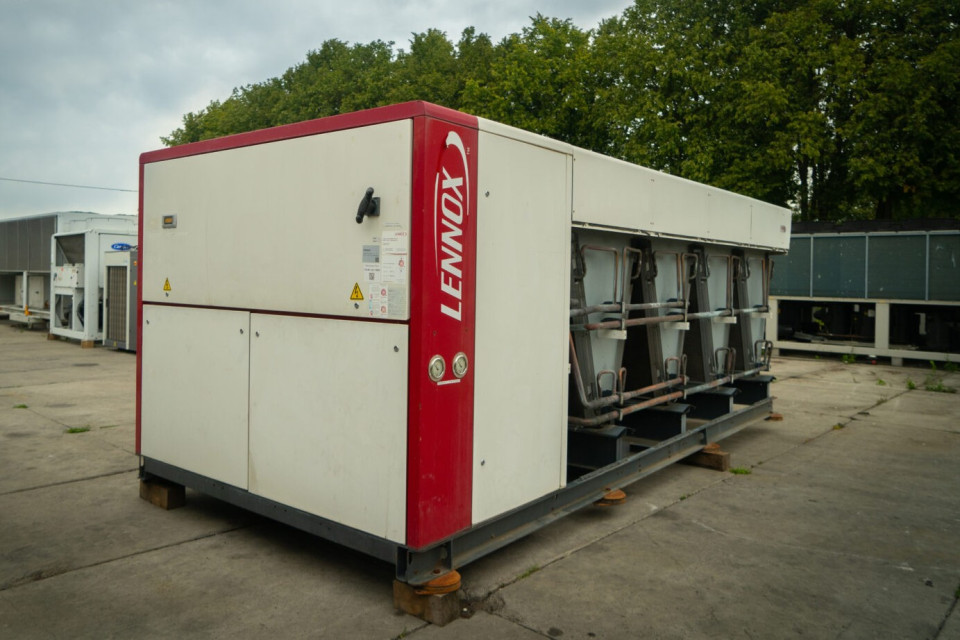 Used air-cooled chiller Lennox NAC 420D NM1M, 420.1 kW
