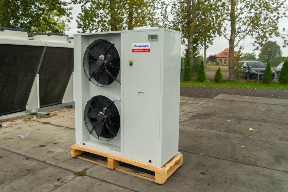 New air-cooled chiller / heat pump Climaveneta I BX N 025T HASNV, 24.7 kW