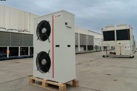 Outlet air-cooled chiller / heat pump Climaveneta MEHP IB G07 15Y, 13.5 kW