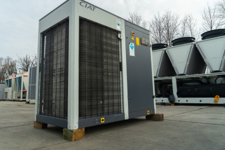 Used air-cooled chiller / heat pump Ciat AQUACIAT2 ILDC 240V, 61.5 kW