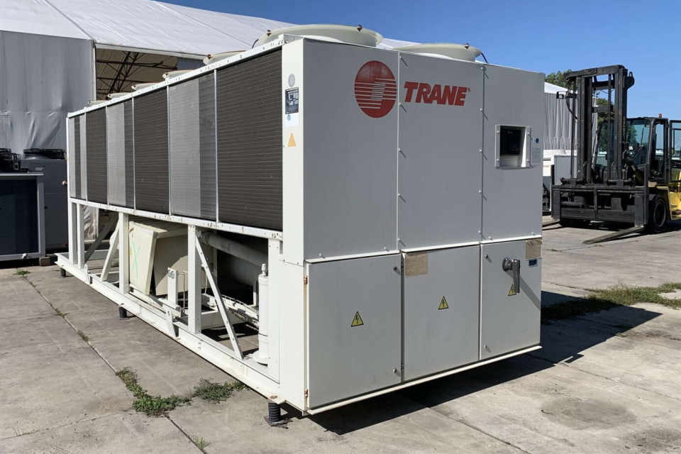 Used air-cooled chiller Trane RTAC 185, 648 kW
